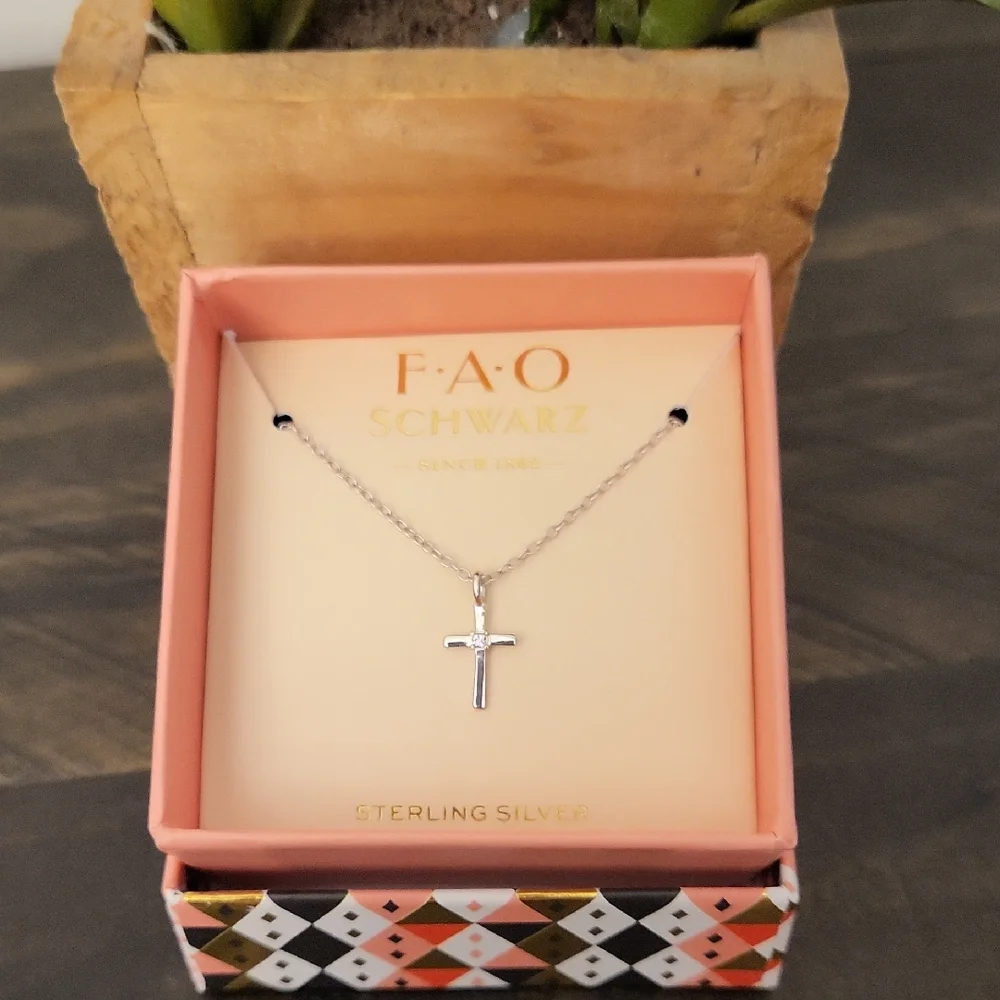FAO Schwarz 9.25 Sterling Silver Cross With Crystal Stone Necklace